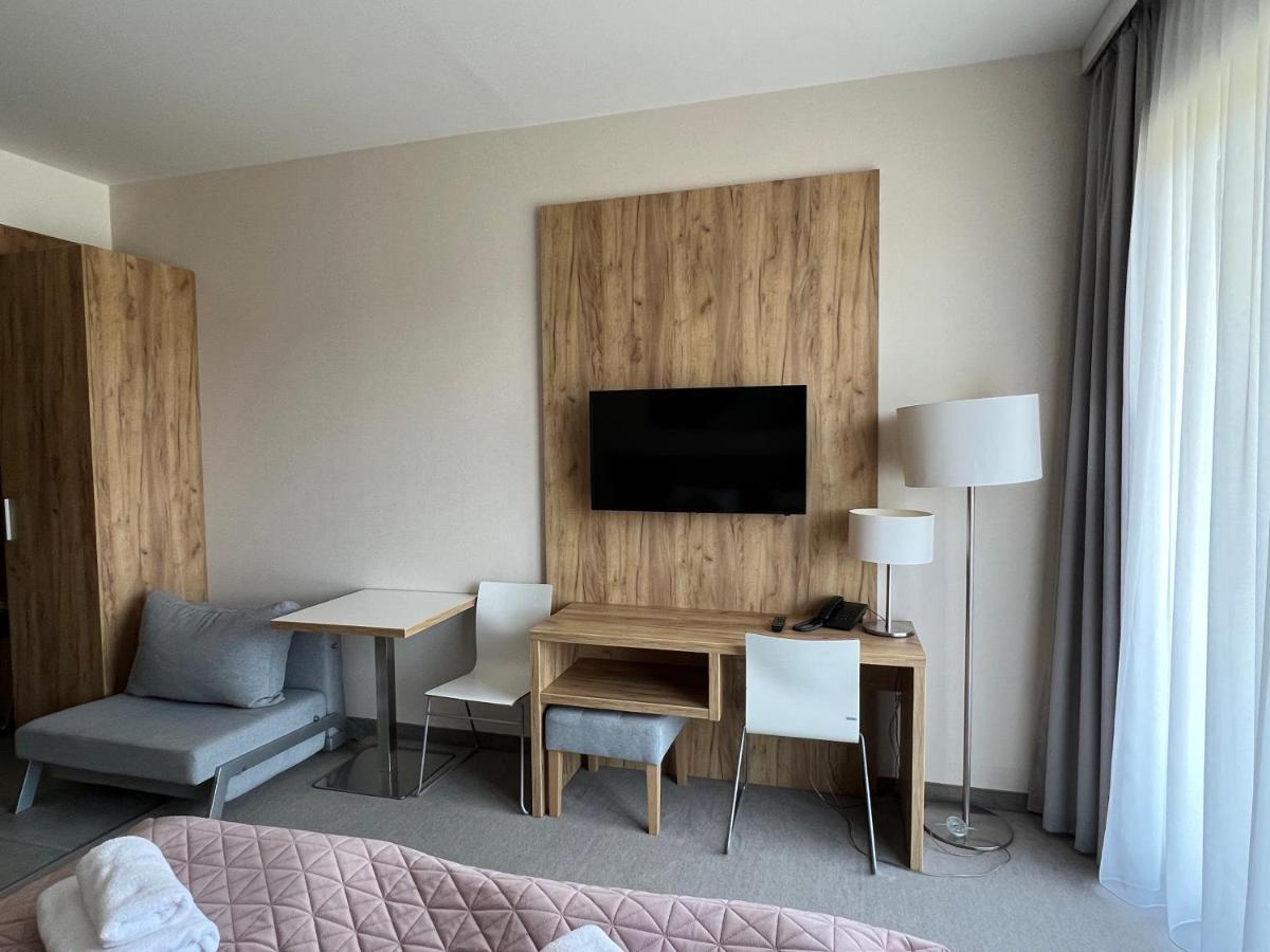 Aparthotel Apartamenty Czarna Gora 112 سيينا المظهر الخارجي الصورة