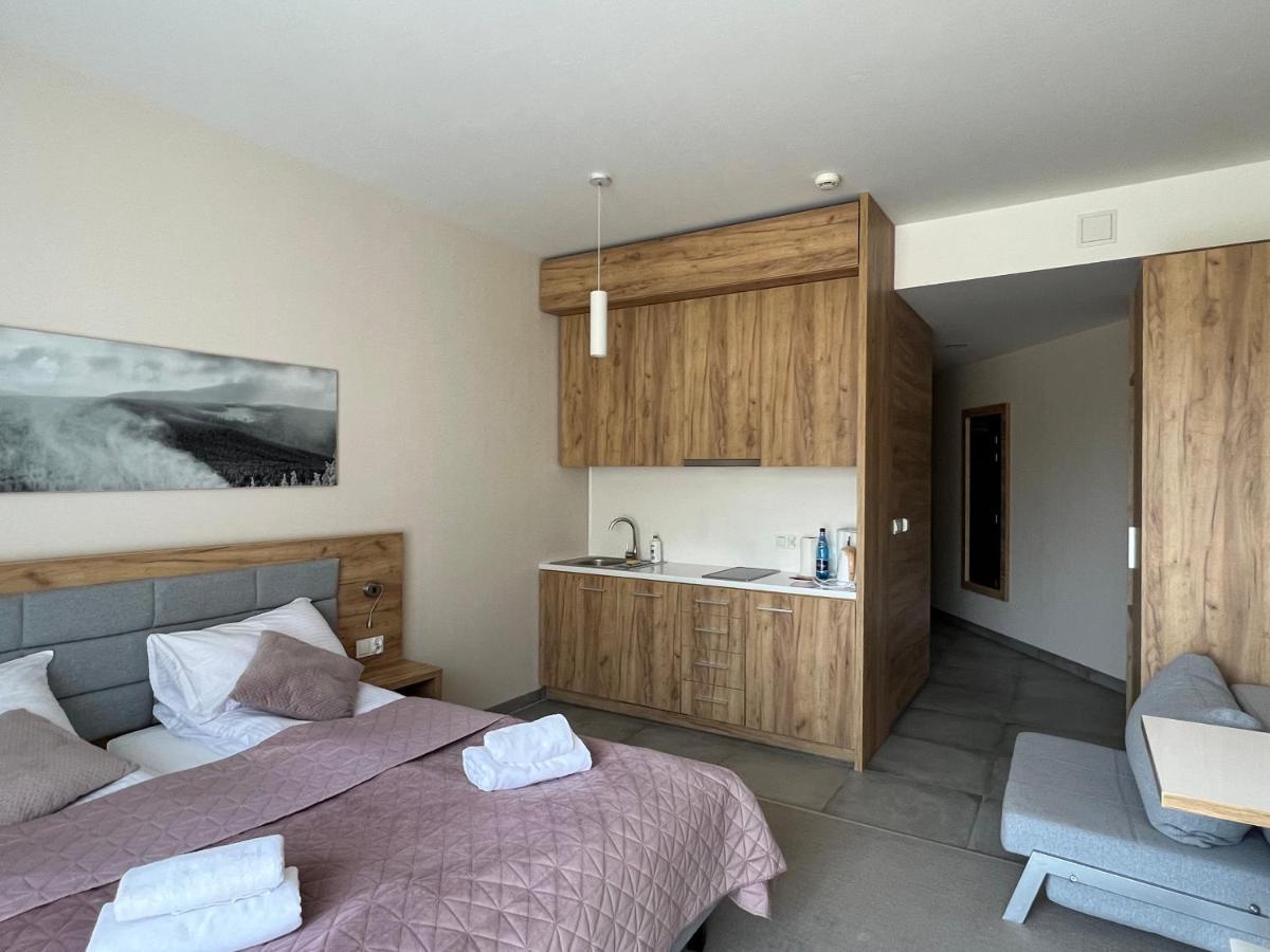 Aparthotel Apartamenty Czarna Gora 112 سيينا المظهر الخارجي الصورة
